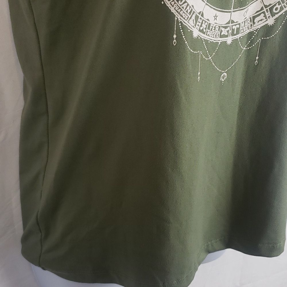Streetwear Society Green & White Horoscope T-Shirt - Picture 5 of 9